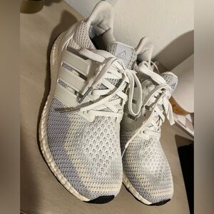 Women’s ADIDAS ultra boost tennis shoes